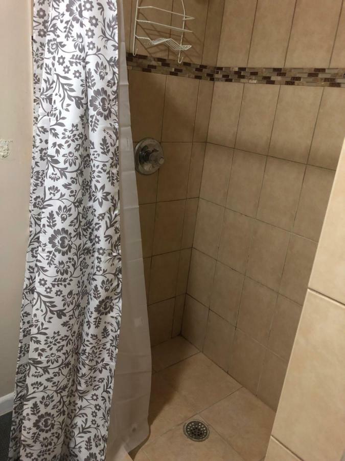 Quiet Cozy Efficiency Apartment ฮอลลีวูด ภายนอก รูปภาพ